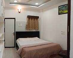 BVR Dazzle Residency