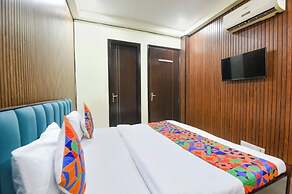 Hotel Red Leaf
