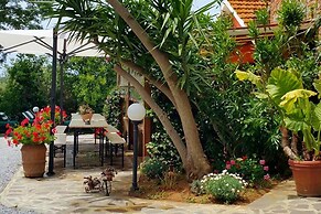 Apartment Papavero Seaside and Pool