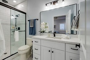 Private Pool & Hot Tub! Relaxing Mesa Apartment
