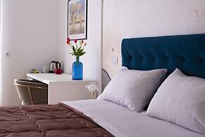 Casa Mare Beachfront Luxury Suites
