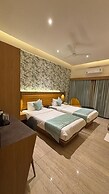Hotel Thanga Airaa