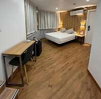 HOTEL MEDICIS