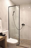 UrbanBay Hotel & Spa