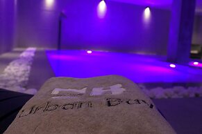 UrbanBay Hotel & Spa