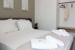 UrbanBay Hotel & Spa