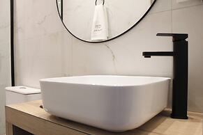 UrbanBay Hotel & Spa