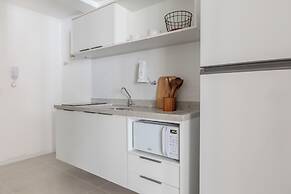 Tabas By Blueground Cena Carioca