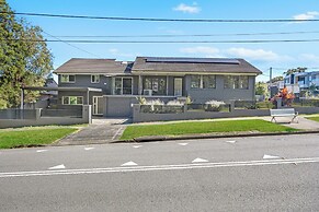 Relaxing 3BDR Modern Home with Parking