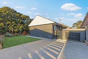 Relaxing 3BDR Modern Home with Parking