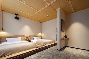 Qingmo Hidden Mid-Mountain Hotel