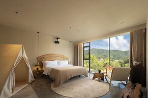 Qingmo Hidden Mid-Mountain Hotel