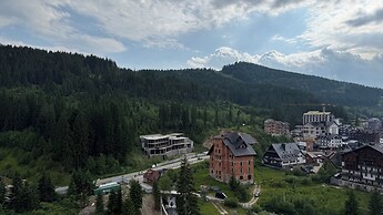 Ikon exclusive mountain resort