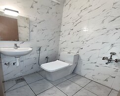 Hotel Devanshri Rooms & Restaurant