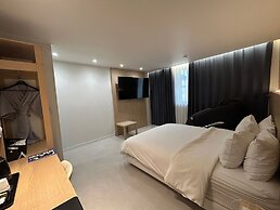 Priberry Hotel
