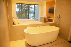 Haven in the Pines