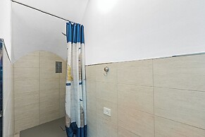 Saro House