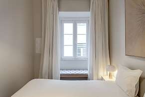 Bairro Alto Elegant by Homing