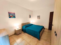 Seaside Apartment Near Budoni