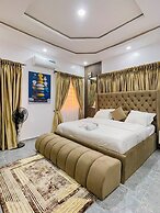 La Veda Manor Luxury Apartment