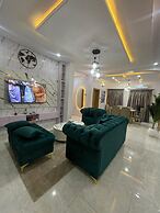 La Veda Manor Luxury Apartment