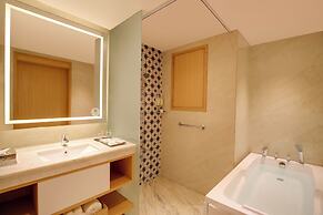 Lemon Tree Suites Gurugram