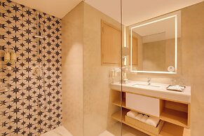 Lemon Tree Suites Gurugram