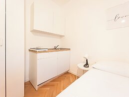 RRRapido Sant Ambrogio Suites and Rooms