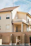 Angelina Square Home