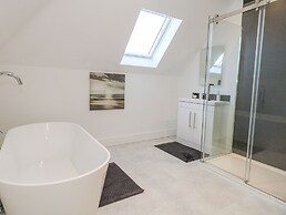 Sea Fern House - 36B