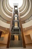 Intouch Riverside Hotel