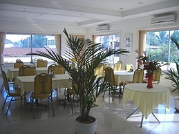 Sengaroun Hotel