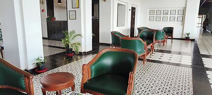 Royal gold feildd club resorts