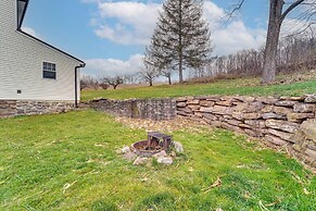 Mtn Views! Peaceful Rural Retreat in Mapleton