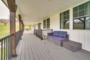 Mtn Views! Peaceful Rural Retreat in Mapleton