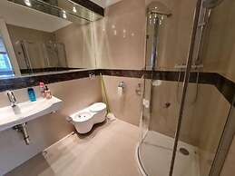 Fantastic Inn Warsaw - Kozia