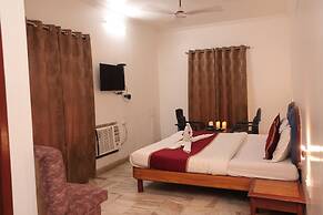 Hotel Raja Kalyan