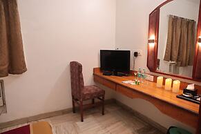 Hotel Raja Kalyan