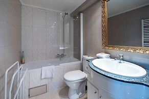 Brussels Expo Elegant residence