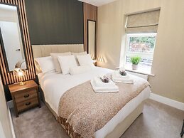 Loco Lodge