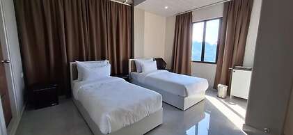 Hotel Jay Jay