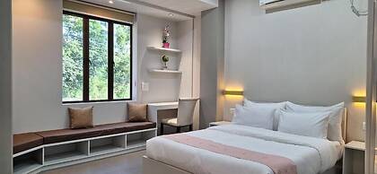 Hotel Jay Jay