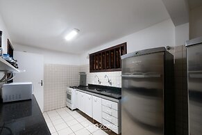 House w/ Pool 200 m From the Beach Pro0003