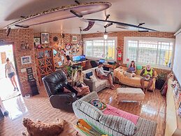 HOSTEL QUINTAL GUEST Ubatuba - PG