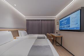SKYBIRD Hotel