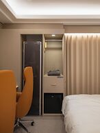 Urban Brown Hotel
