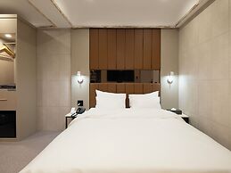 Urban Brown Hotel