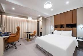 Urban Brown Hotel