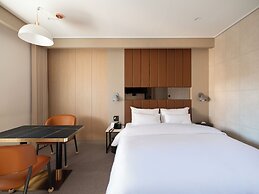 Urban Brown Hotel