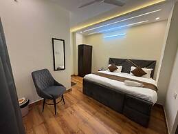AKS Grand Hotel in Varanasi